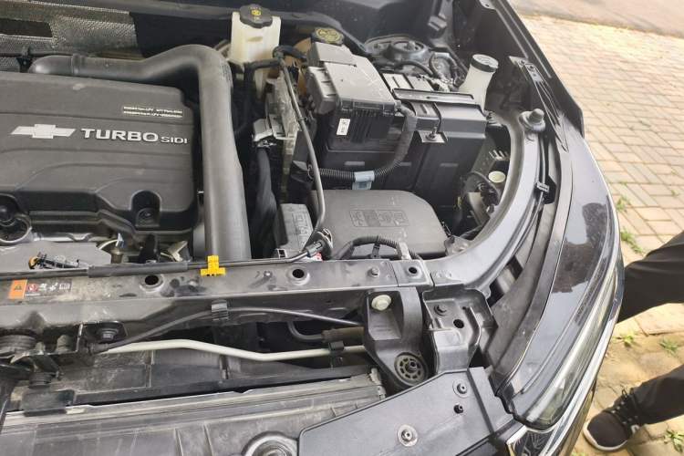 Used Chevrolet Equinox 2021 535T Yujie Edition Engine Bay Left