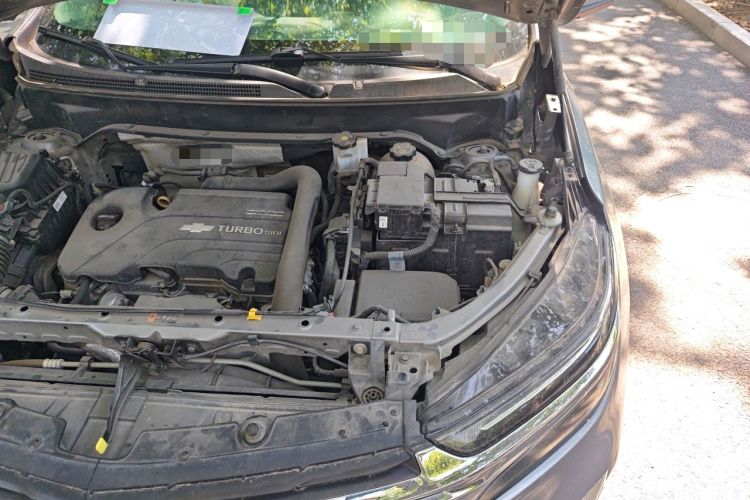 Used Chevrolet Equinox 2021 535T Lingjie Edition Engine Bay Left
