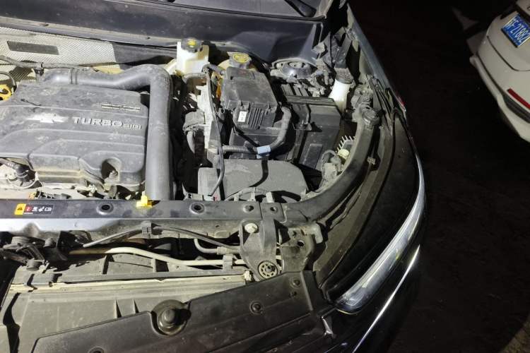 Used Chevrolet Equinox 2021 535T Yujie Edition Engine Bay Left