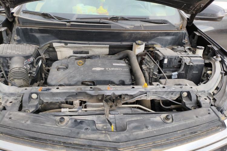 Used Chevrolet Equinox 2021 535T Yujie Edition Engine Bay