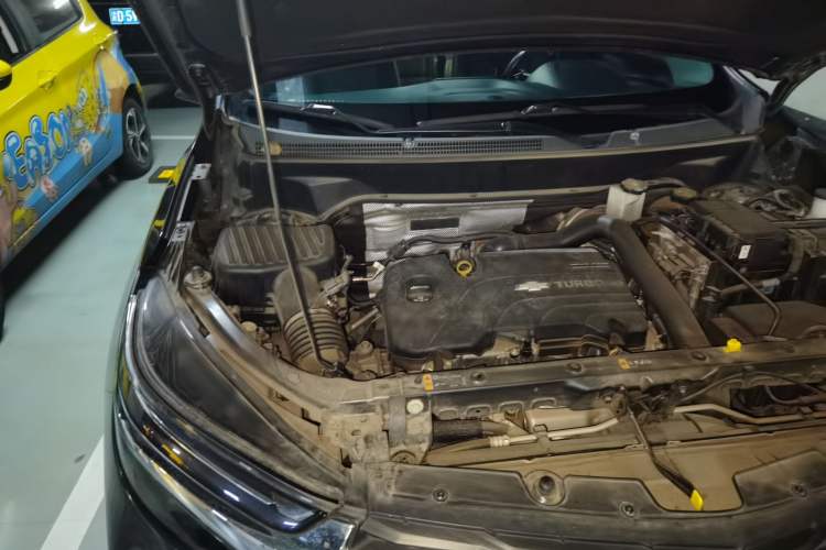Used Chevrolet Equinox 2021 535T Chijie Edition Engine Bay Right