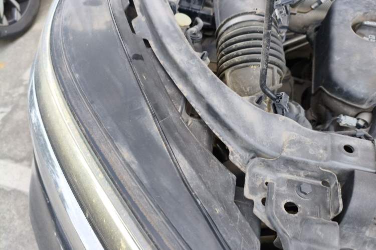 Used Chevrolet Equinox 2021 535T Yujie Edition Engine Bay Right