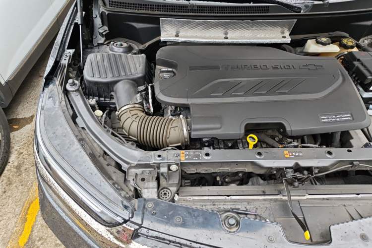 Used Chevrolet Equinox 2021 550T RS Smart Boundary-Pushing Edition Engine Bay Right