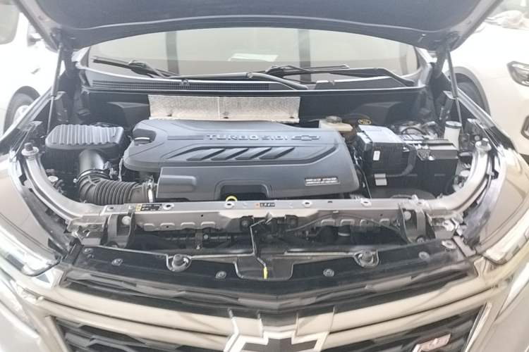 Used Chevrolet Equinox 2021 550T RS Smart Boundary-Pushing Edition Engine Bay
