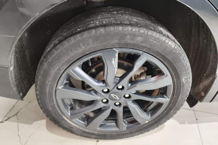 Used Chevrolet Equinox 2021 550T RS Four-Wheel Drive Intelligent Guardian Edition Exterior 5