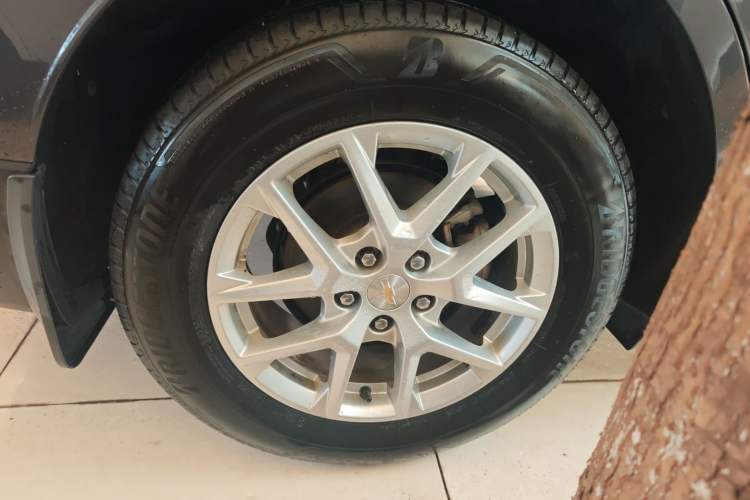 Used Chevrolet Equinox 2021 535T Chijie Edition Exterior 8