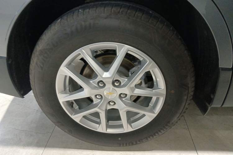 Used Chevrolet Equinox 2021 535T Chijie Edition Exterior 8