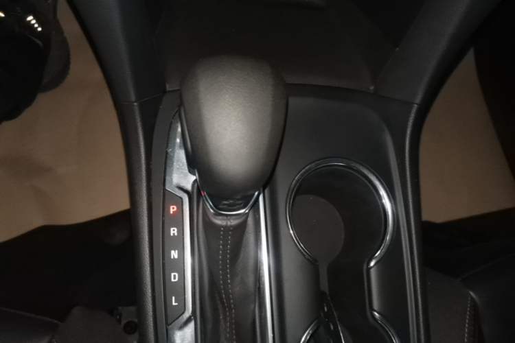 Used Chevrolet Equinox 2021 535T Chijie Edition Gear Lever