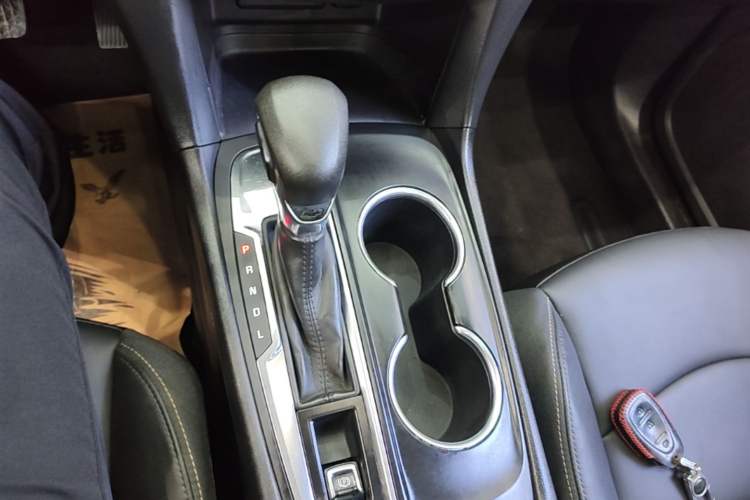 Used Chevrolet Equinox 2021 535T Chijie Edition Gear Lever