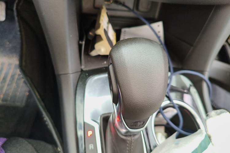Used Chevrolet Equinox 2021 535T Yujie Edition Gear Lever