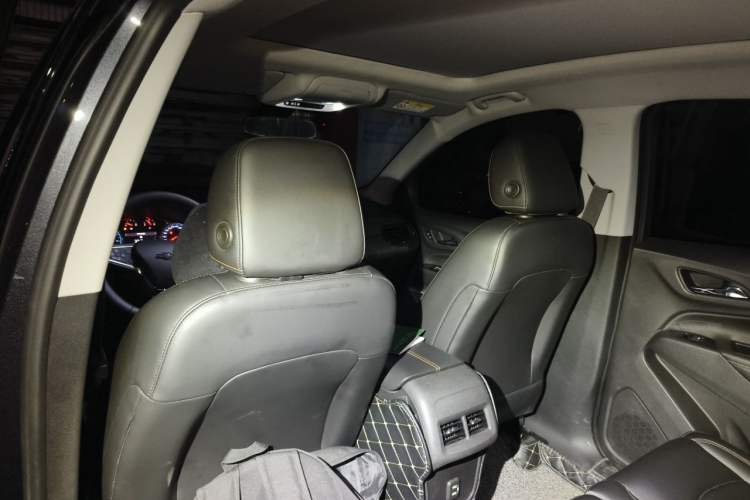 Used Chevrolet Equinox 2021 535T Yujie Edition Headliner