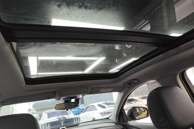 Used Chevrolet Equinox 2021 535T Yujie Edition Headliner