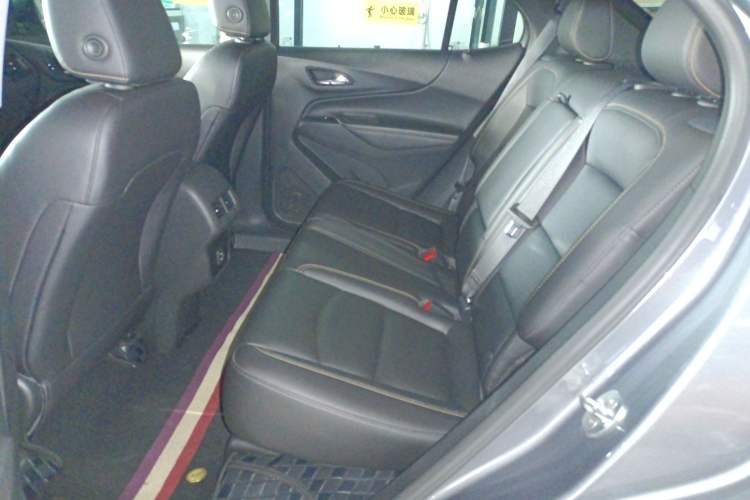 Used Chevrolet Equinox 2021 535T Yujie Edition Interior 4
