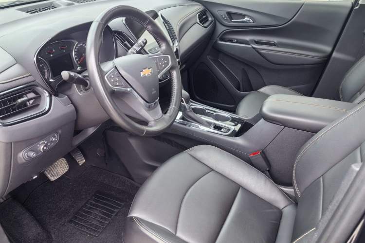 Used Chevrolet Equinox 2021 535T Yujie Edition Interior 4