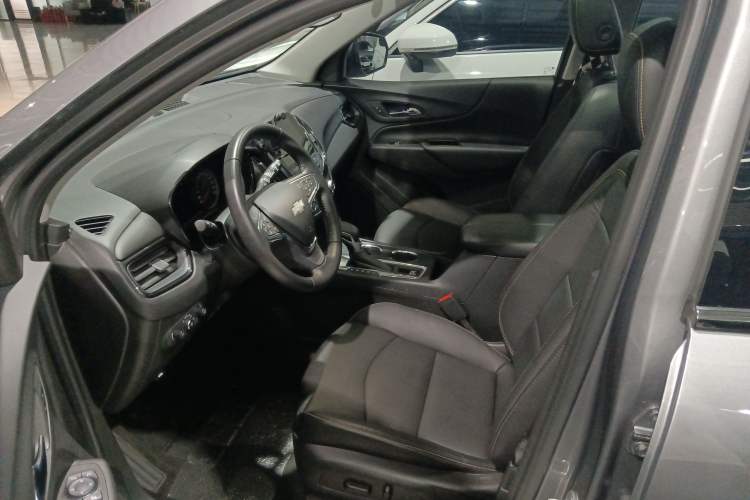 Used Chevrolet Equinox 2021 535T Chijie Edition Left Front Seat
