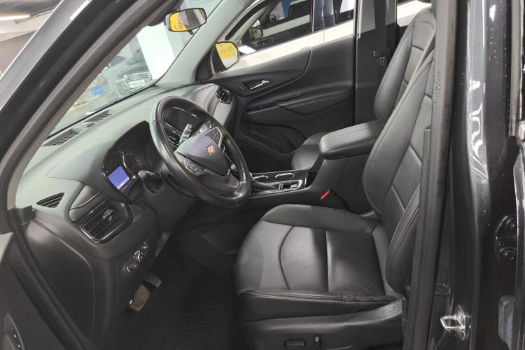 Used Chevrolet Equinox 2021 535T Yujie Edition Left Front Seat