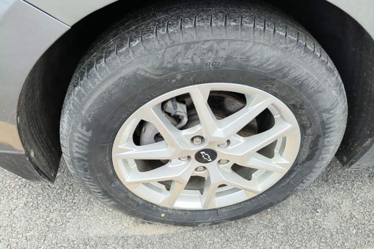 Used Chevrolet Equinox 2021 535T Chijie Edition Left Front Wheel Hub