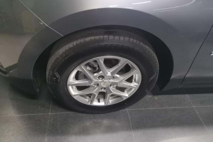Used Chevrolet Equinox 2021 535T Yujie Edition Left Front Wheel Hub