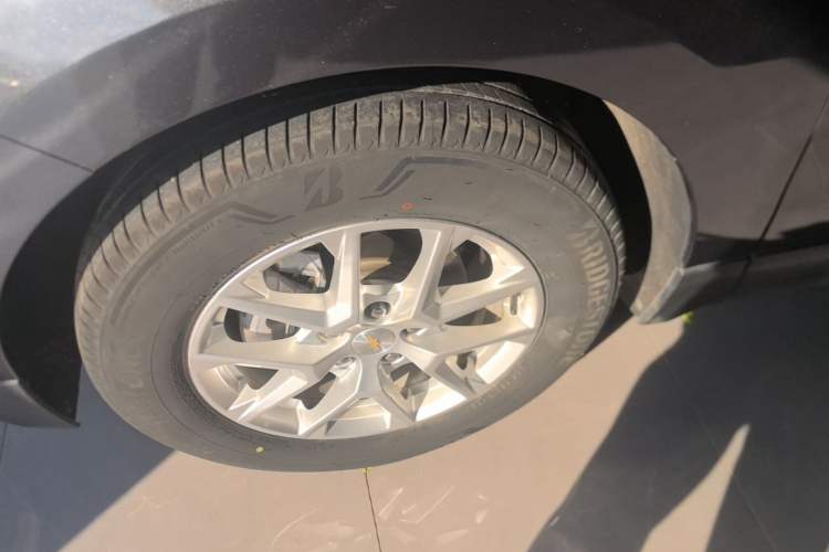 Used Chevrolet Equinox 2021 535T Chijie Edition Left Front Wheel Hub