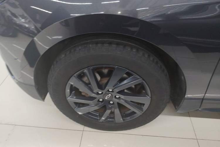 Used Chevrolet Equinox 2021 550T RS Smart Boundary-Pushing Edition Left Front Wheel Hub