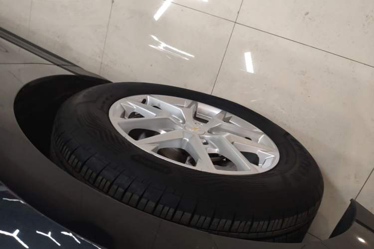 Used Chevrolet Equinox 2021 535T Chijie Edition Left Front Wheel Hub