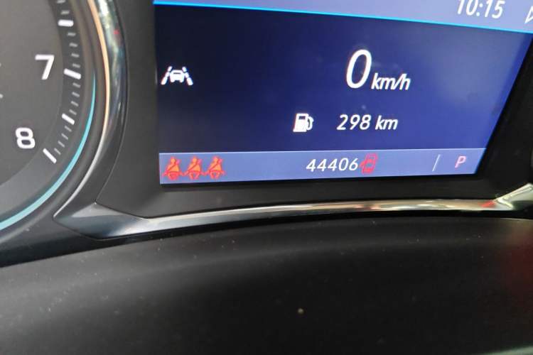 Used Chevrolet Equinox 2021 550T RS Smart Boundary-Pushing Edition Odometer Close Up