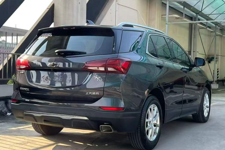 Used Chevrolet Equinox 2021 535T Yujie Edition Rear Right 45 Deg