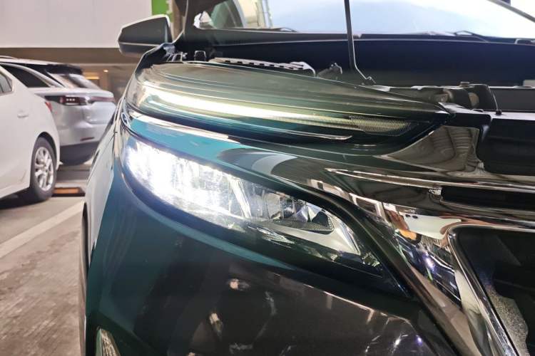 Used Chevrolet Equinox 2021 535T Chijie Edition Right Front Headlight