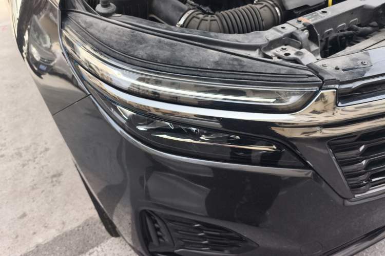 Used Chevrolet Equinox 2021 550T RS Four-Wheel Drive Intelligent Guardian Edition Right Front Headlight