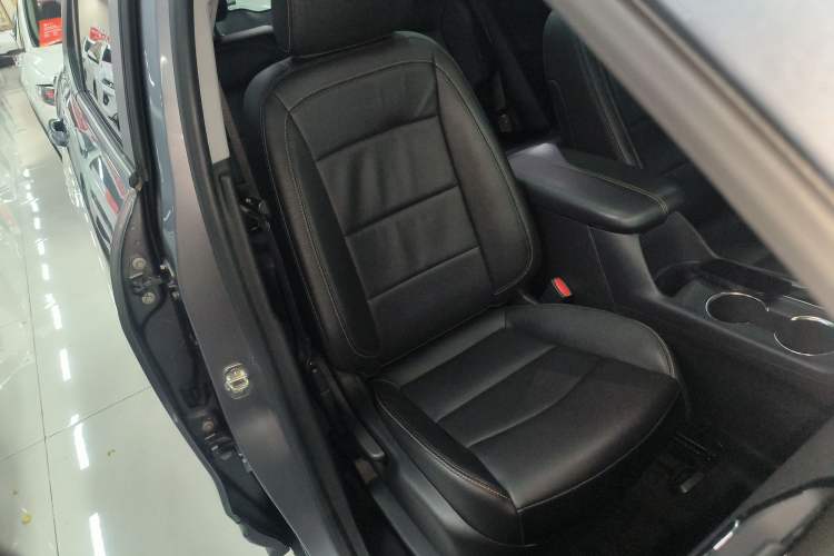 Used Chevrolet Equinox 2021 535T Chijie Edition Right Front Seat