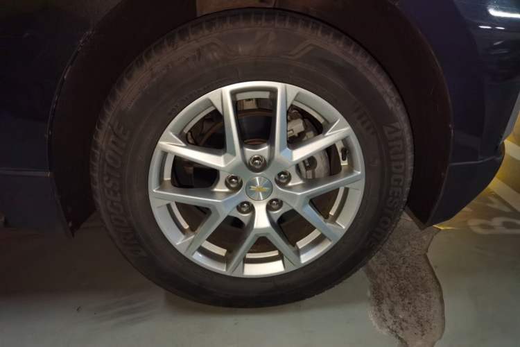 Used Chevrolet Equinox 2021 535T Chijie Edition Right Front Wheel Hub