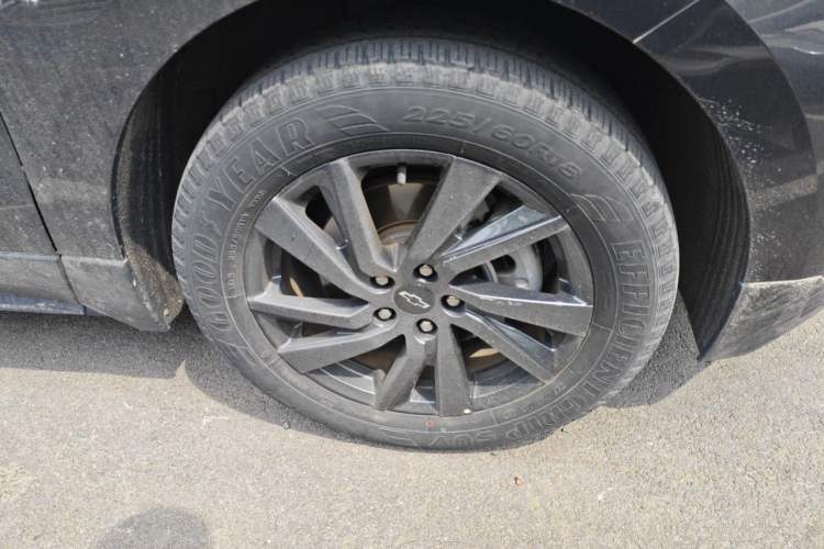 Used Chevrolet Equinox 2021 550T RS Smart Boundary-Pushing Edition Right Front Wheel Hub