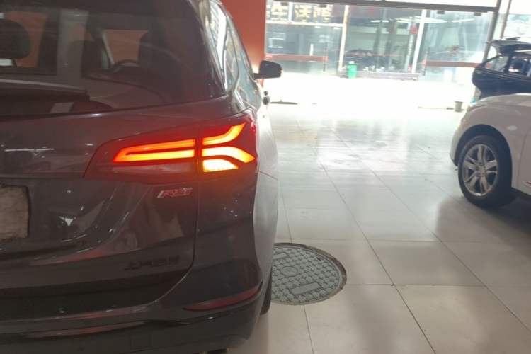 Used Chevrolet Equinox 2021 550T RS Four-Wheel Drive Intelligent Guardian Edition Right Rear Taillight
