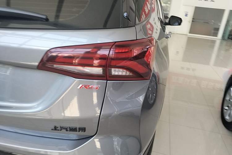Used Chevrolet Equinox 2021 550T RS Smart Boundary-Pushing Edition Right Rear Taillight