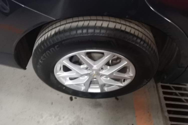 Used Chevrolet Equinox 2021 535T Chijie Edition Right Rear Wheel Hub