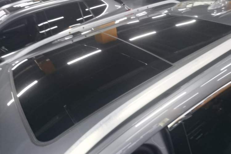 Used Chevrolet Equinox 2021 535T Yujie Edition Roof
