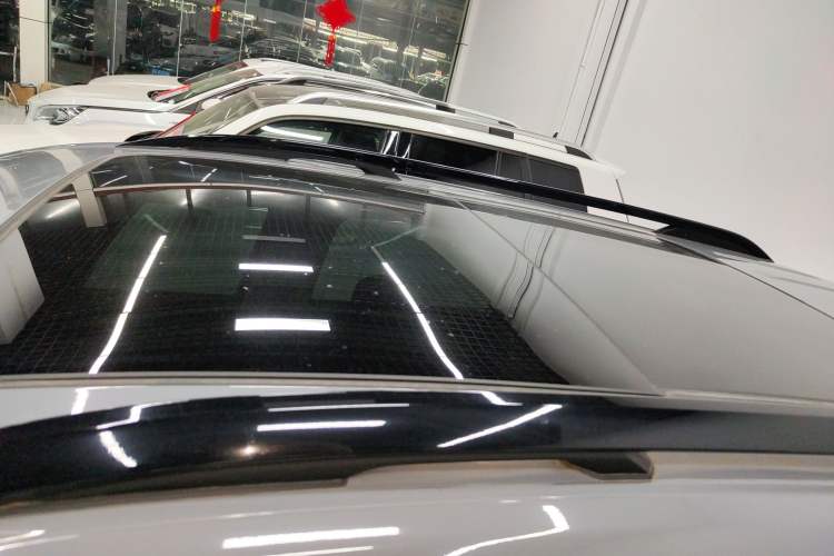Used Chevrolet Equinox 2021 535T Yujie Edition Roof