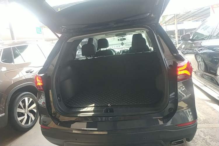 Used Chevrolet Equinox 2021 535T Chijie Edition Trunk