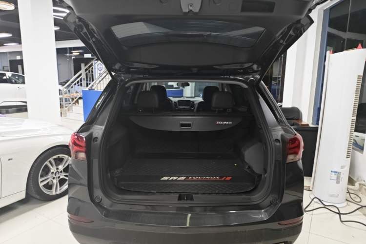 Used Chevrolet Equinox 2021 535T Chijie Edition Trunk