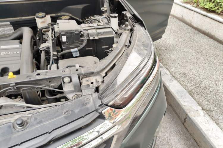 Used Chevrolet Equinox 2021 535T Lingjie Edition Engine Bay Left