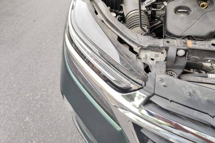 Used Chevrolet Equinox 2021 535T Lingjie Edition Engine Bay Right