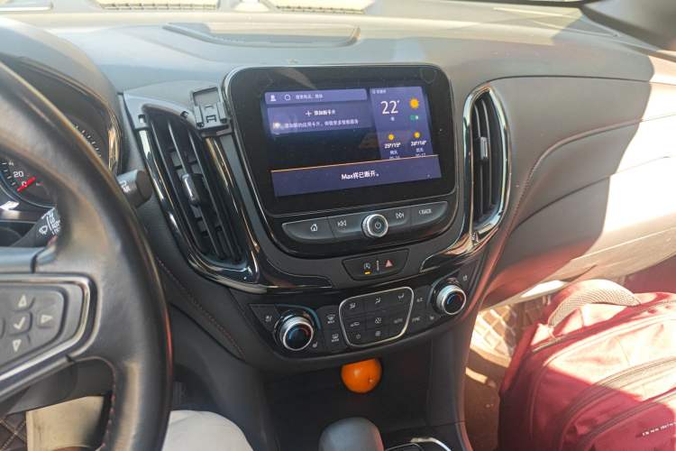 Used Chevrolet Equinox 2021 550T RS Four-Wheel Drive Intelligent Guardian Edition Audio And AC Panel