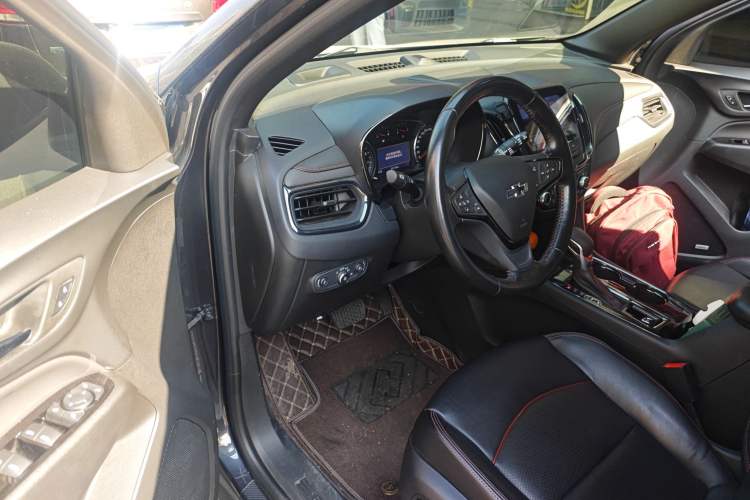 Used Chevrolet Equinox 2021 550T RS Four-Wheel Drive Intelligent Guardian Edition Driver Seat