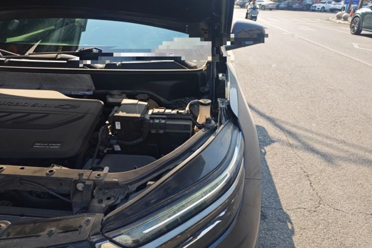 Used Chevrolet Equinox 2021 550T RS Four-Wheel Drive Intelligent Guardian Edition Engine Bay Left