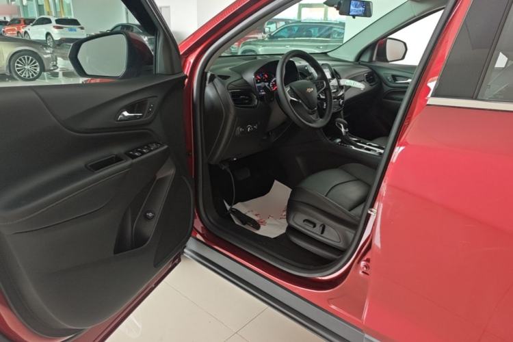 Used Chevrolet Equinox 2021 535T Yujie Edition Driver Seat
