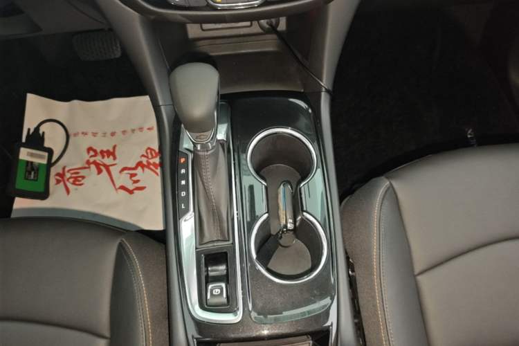 Used Chevrolet Equinox 2021 535T Yujie Edition Gear Lever