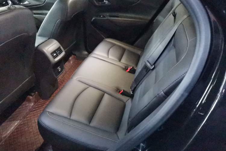 Used Chevrolet Equinox 2021 535T Yujie Edition Interior 4