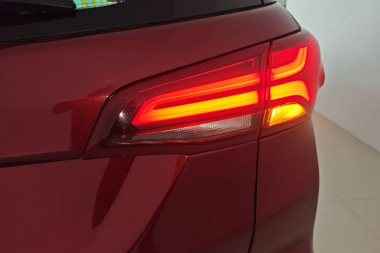 Used Chevrolet Equinox 2021 535T Yujie Edition Right Rear Taillight
