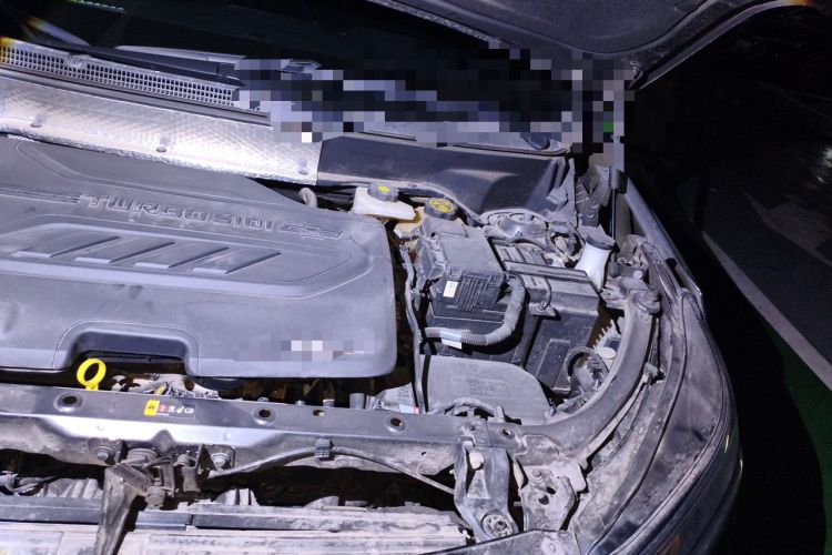 Used Chevrolet Equinox 2021 550T RS Smart Boundary-Pushing Edition Engine Bay Left