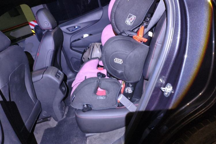 Used Chevrolet Equinox 2021 550T RS Smart Boundary-Pushing Edition Left Rear Seat